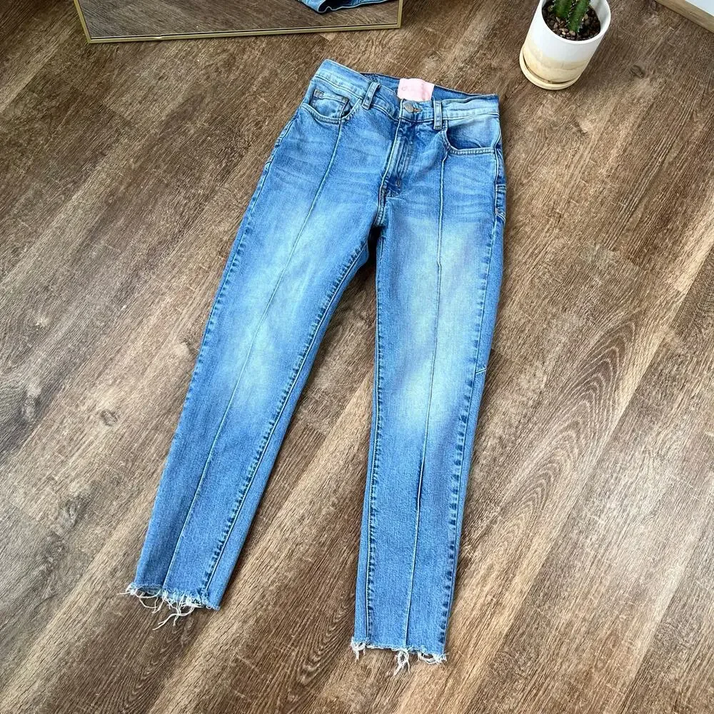 Revice Denim Venus Cropped Star Butt Jeans Raw Hem